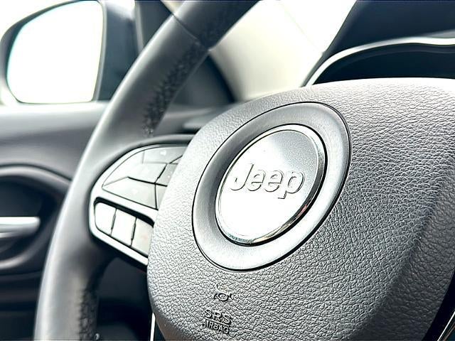 2023 Jeep Cherokee Altitude Lux 4x4