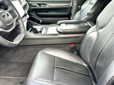 2024 Jeep Wagoneer Series II 4x2