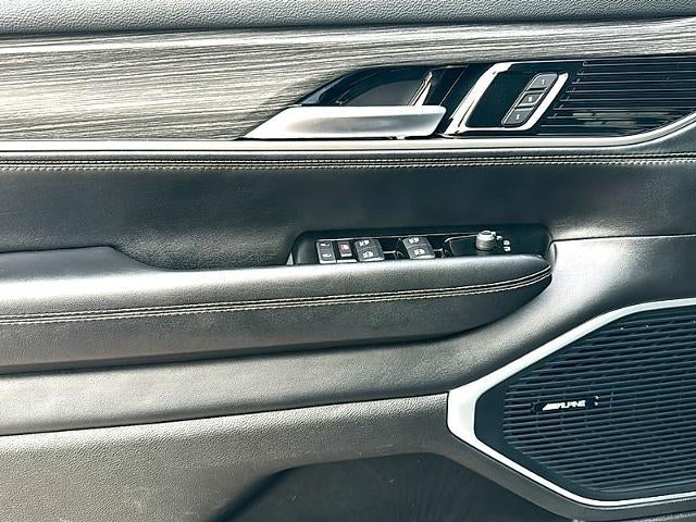 2024 Jeep Wagoneer Series II 4x2