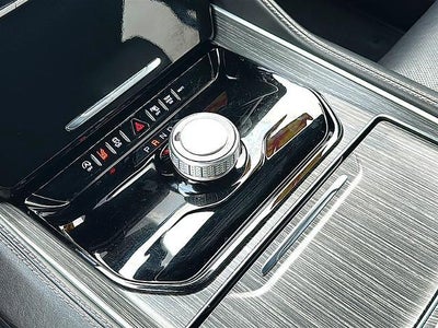 2024 Jeep Wagoneer Series II 4x2