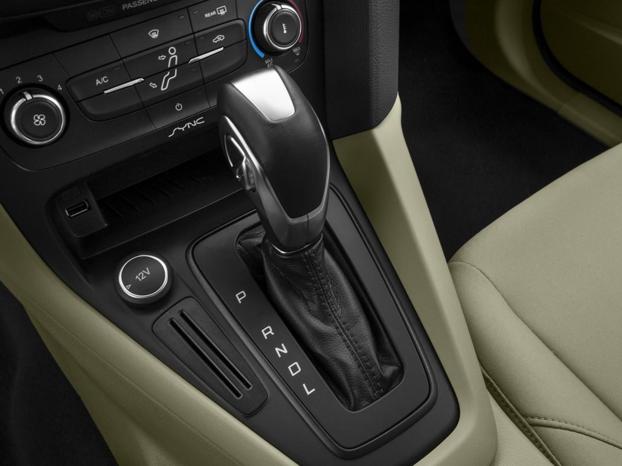 2017 Ford Focus SEL Sedan