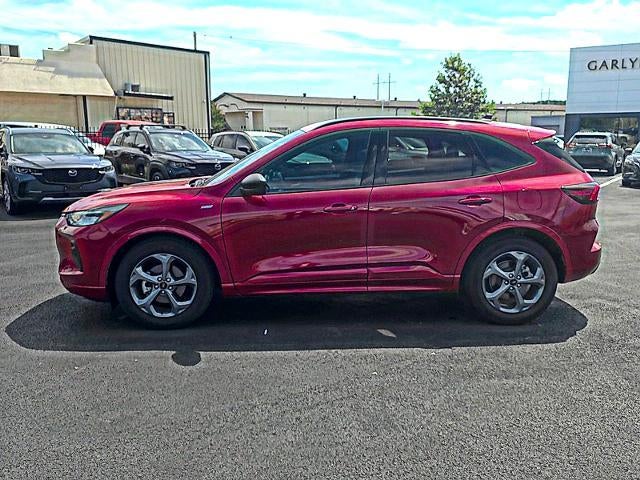 2023 Ford Escape ST-Line FWD
