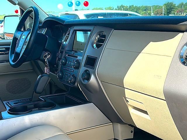 2017 Ford Expedition EL XLT 4x2