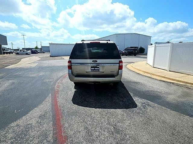 2017 Ford Expedition EL XLT 4x2