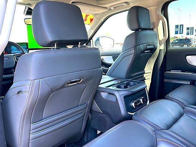 2025 Ford Expedition Active 4x4
