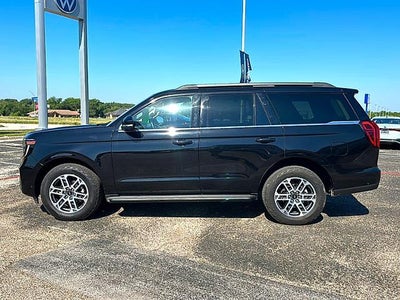 2025 Ford Expedition Active 4x4