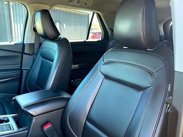 2023 Ford Explorer XLT RWD