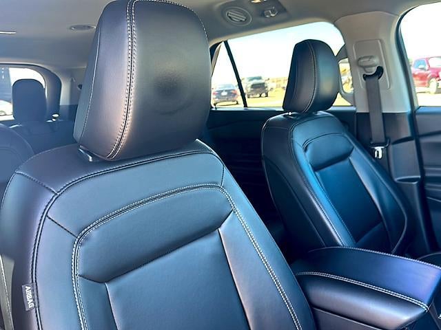 2023 Ford Explorer XLT RWD