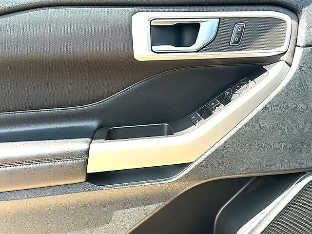 2020 Ford Explorer XLT RWD
