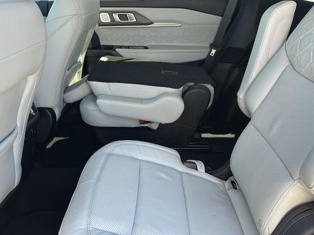 2025 Ford Explorer Platinum RWD