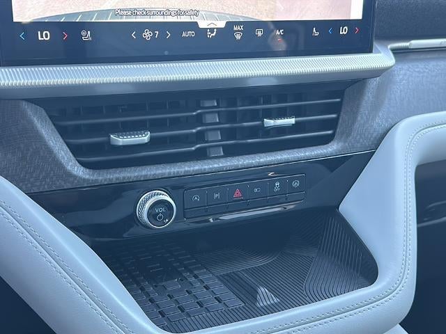 2025 Ford Explorer Platinum RWD