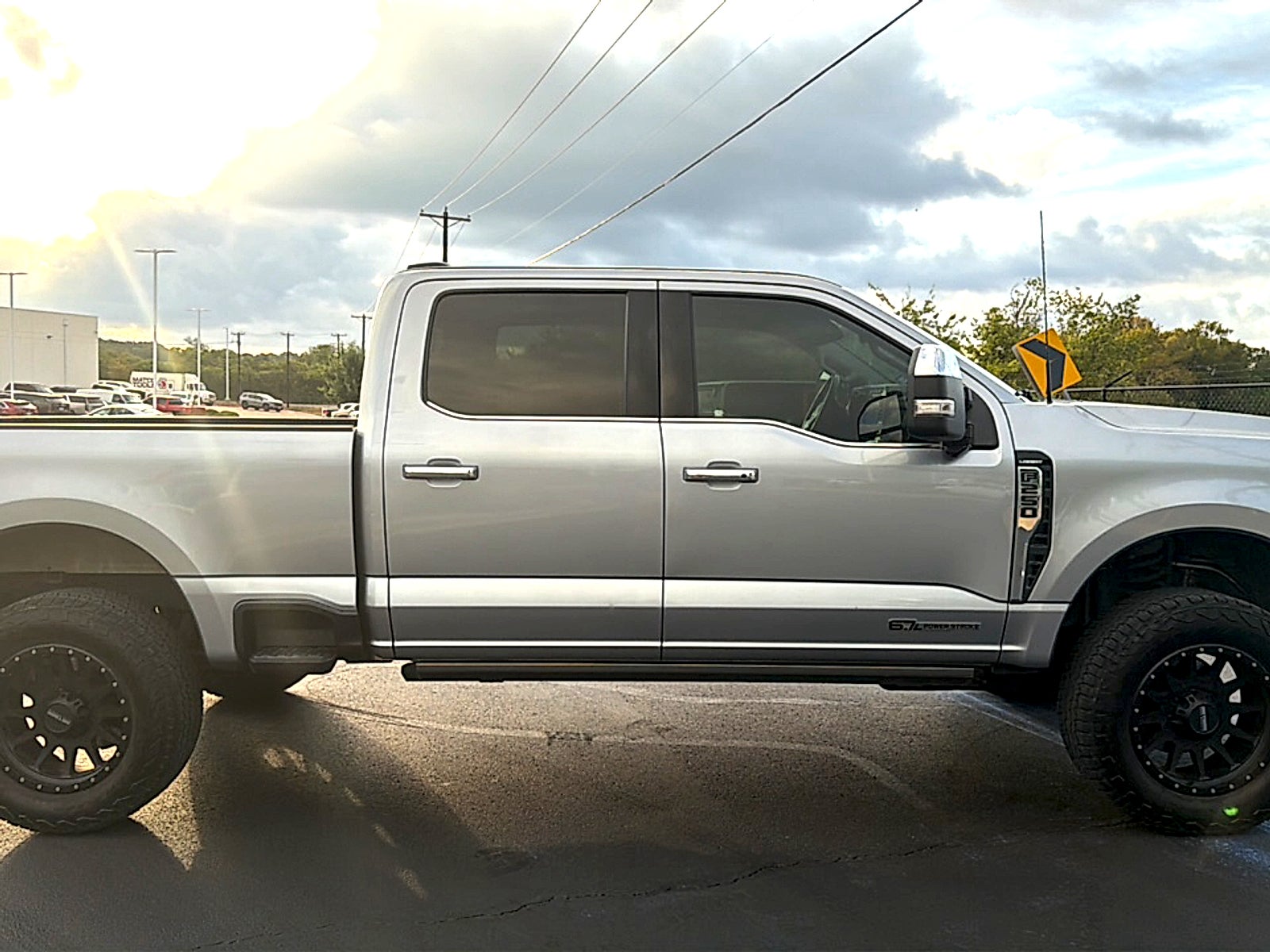 2023 Ford F-250 LARIAT