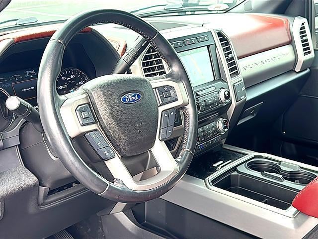 2018 Ford Super Duty F-350 SRW Platinum 4WD Crew Cab 6.75' Box