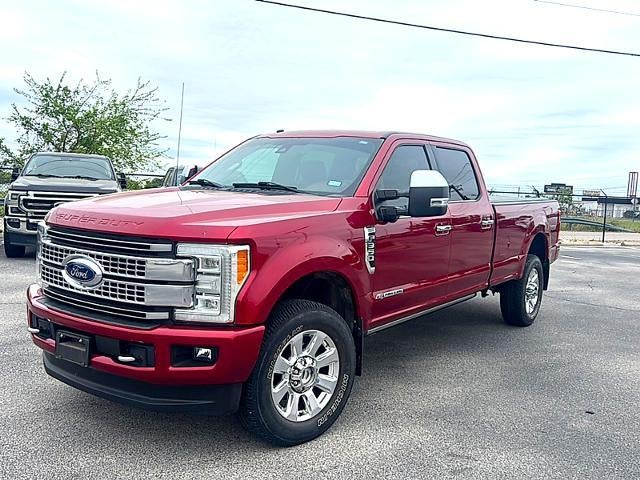 2018 Ford Super Duty F-350 SRW Platinum 4WD Crew Cab 6.75' Box