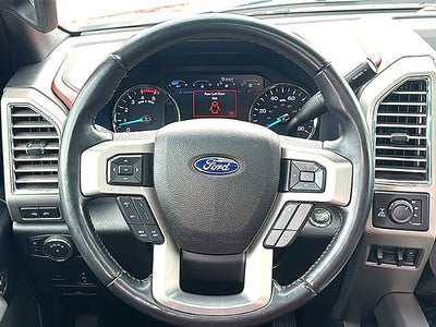 2018 Ford Super Duty F-350 SRW Platinum 4WD Crew Cab 6.75' Box