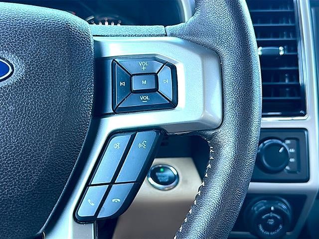 2020 Ford F-150 LARIAT 4WD SuperCrew 5.5' Box