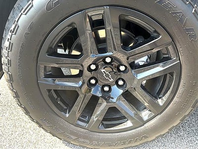 2025 Chevrolet Silverado 1500 Crew Cab Short Box 2-Wheel Drive Custom
