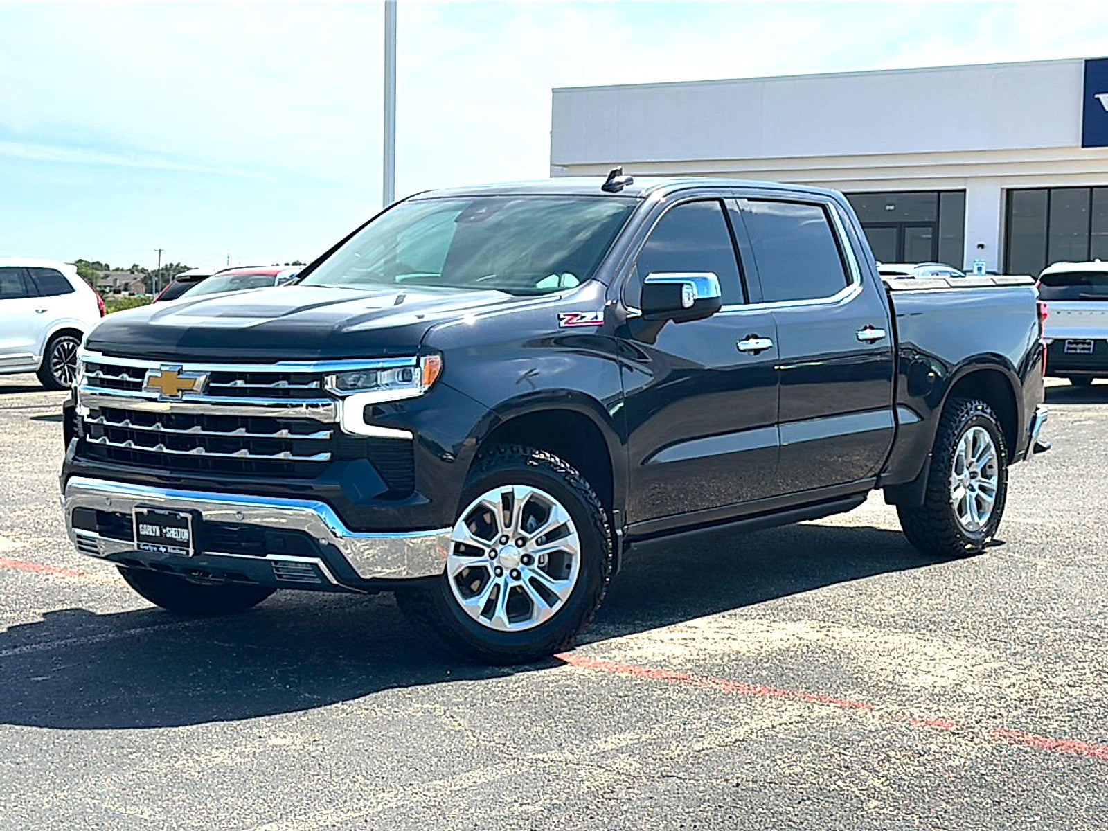 2023 Chevrolet Silverado 1500 4WD Crew Cab Short Bed LTZ