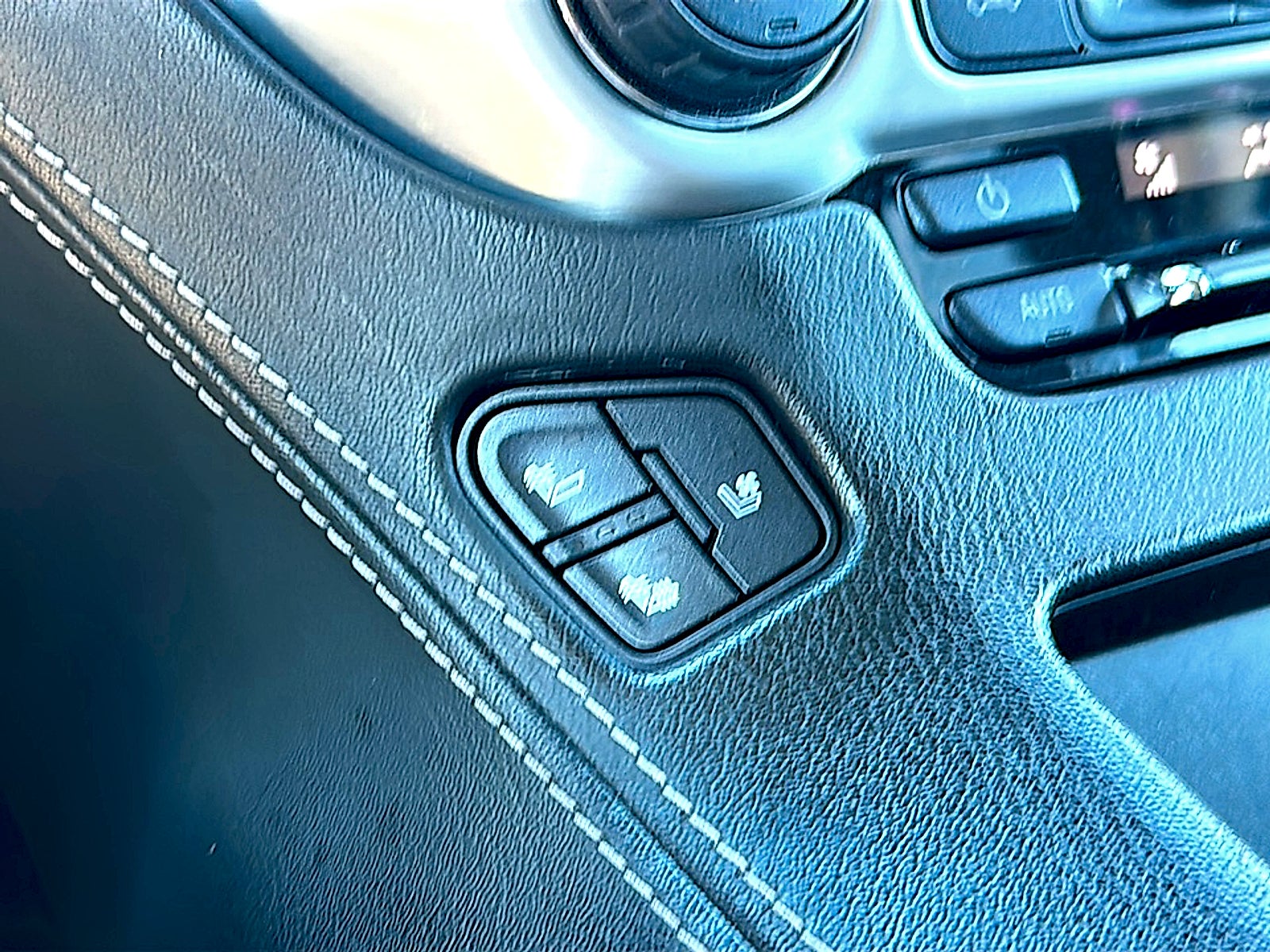 2018 GMC Yukon XL SLT