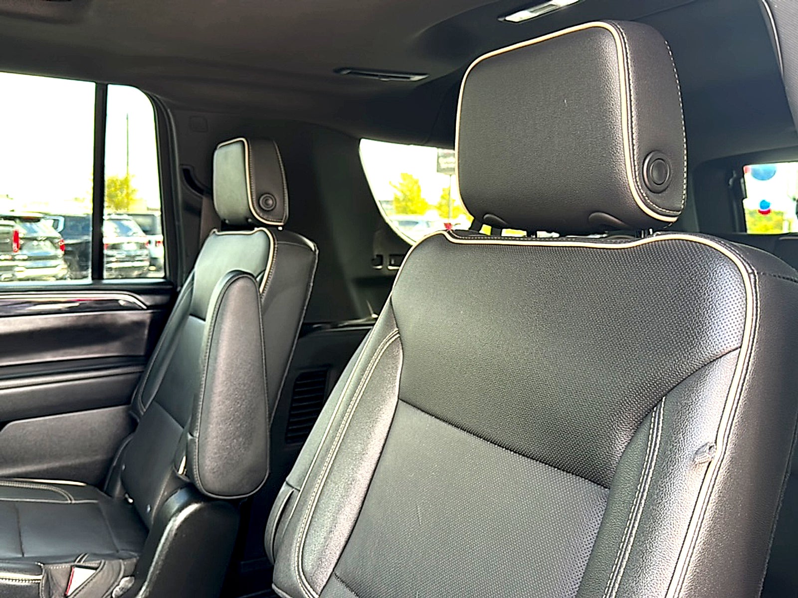 2021 GMC Yukon XL 2WD SLT