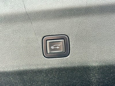 2021 GMC Yukon XL 2WD SLT