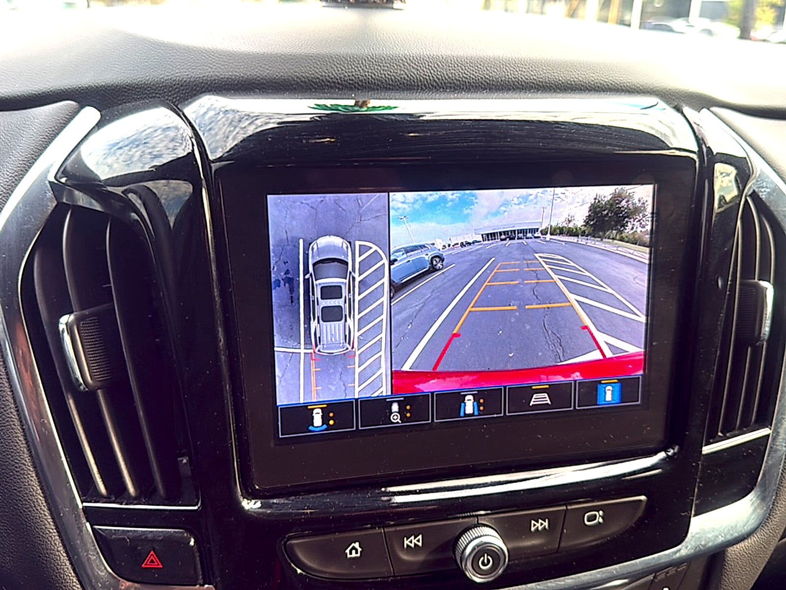 2023 Chevrolet Traverse FWD Premier
