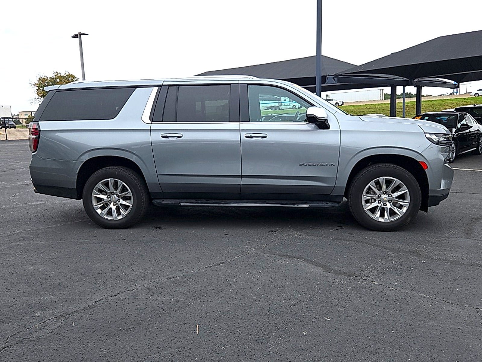 2024 Chevrolet Suburban 2WD Premier