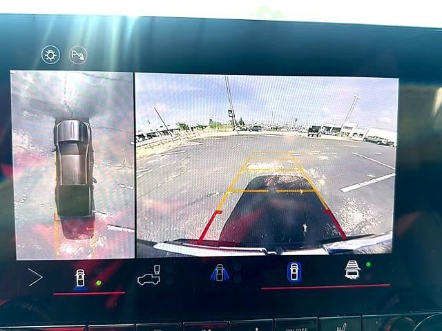 2024 GMC Canyon Crew Cab Short Box 4-Wheel Drive AT4