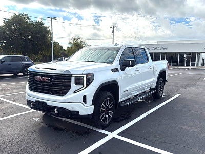 2023 GMC Sierra 1500 4WD Crew Cab Short Box AT4