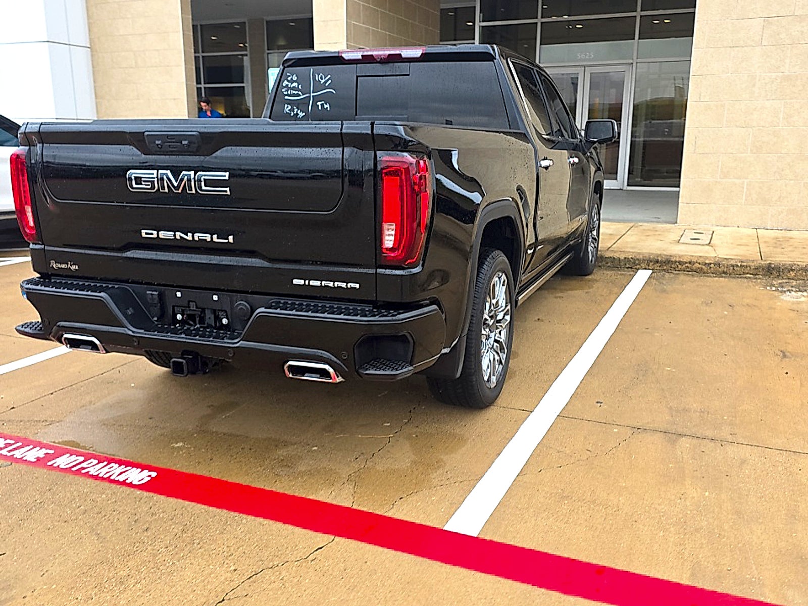 2026 GMC Sierra 1500 Crew Cab, Short Bed, Denali Ultimate, 4WD