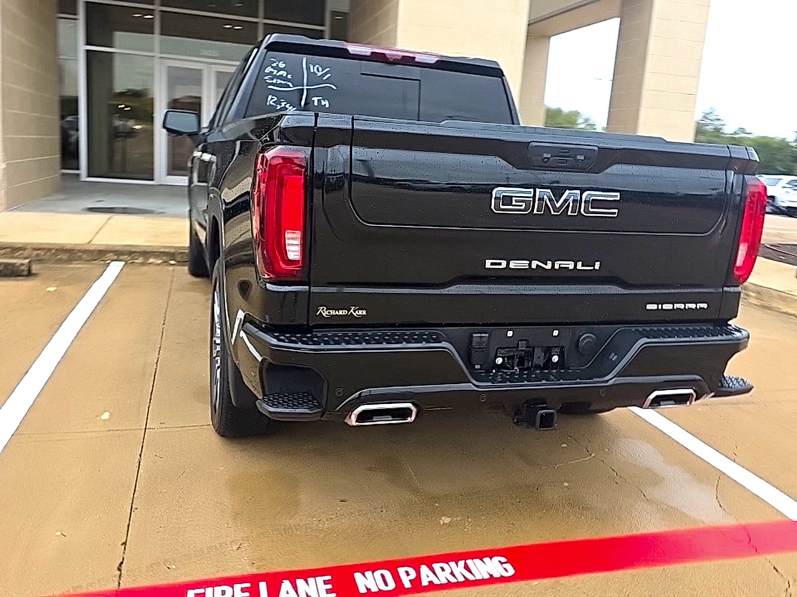 2026 GMC Sierra 1500 Crew Cab, Short Bed, Denali Ultimate, 4WD