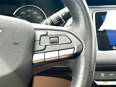 2023 Cadillac XT4 FWD 4dr Luxury