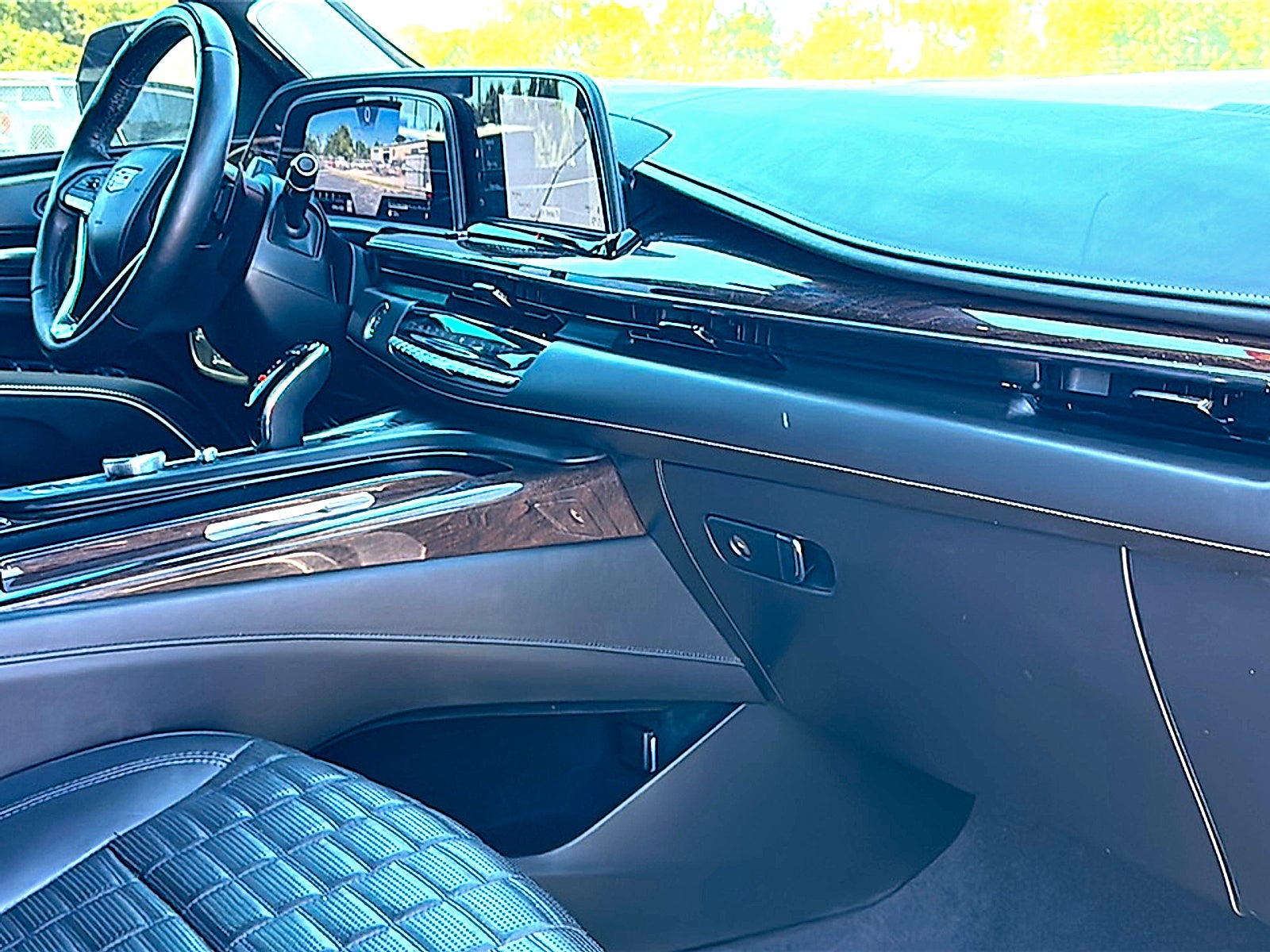 2023 Cadillac Escalade 2WD Sport Platinum