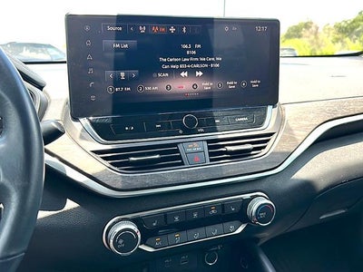 2024 Nissan Altima 2.5 SV Sedan
