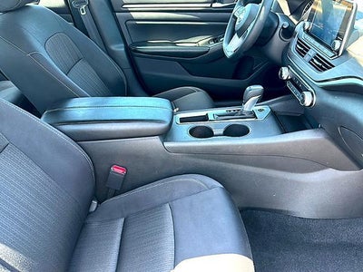 2025 Nissan Altima SV FWD