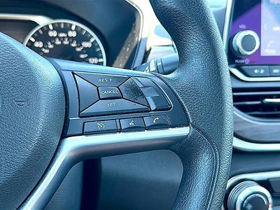 2025 Nissan Altima SV FWD