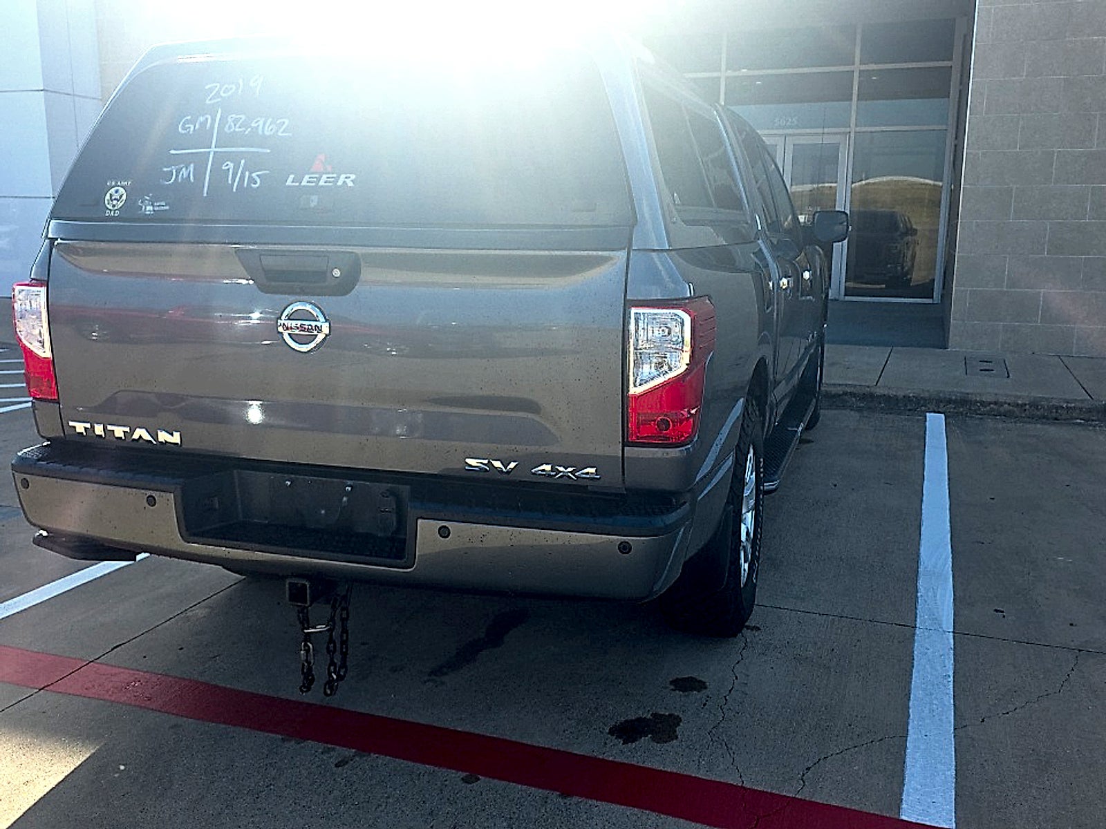 2019 Nissan TITAN SV