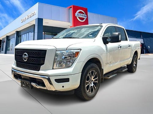 2021 Nissan Titan 4x4 Crew Cab SV