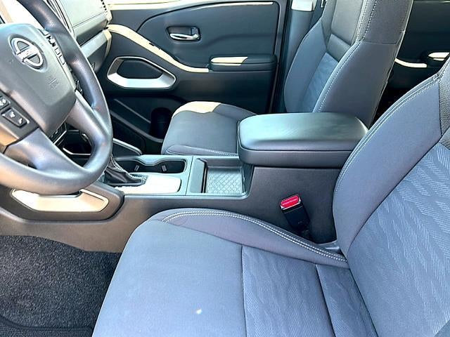 2024 Nissan Frontier Crew Cab 4x2 SV