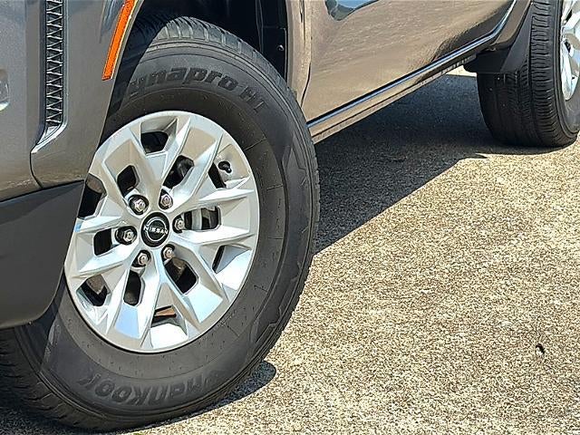 2024 Nissan Frontier Crew Cab 4x2 SV
