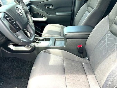 2025 Nissan Frontier Crew Cab 4x2 SV
