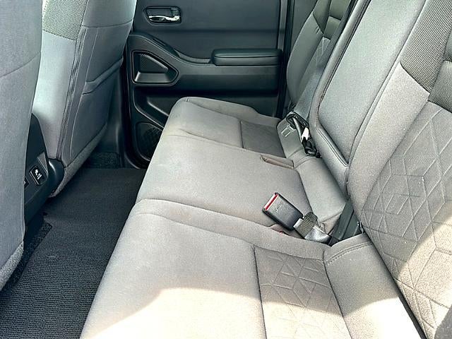 2025 Nissan Frontier Crew Cab 4x2 SV