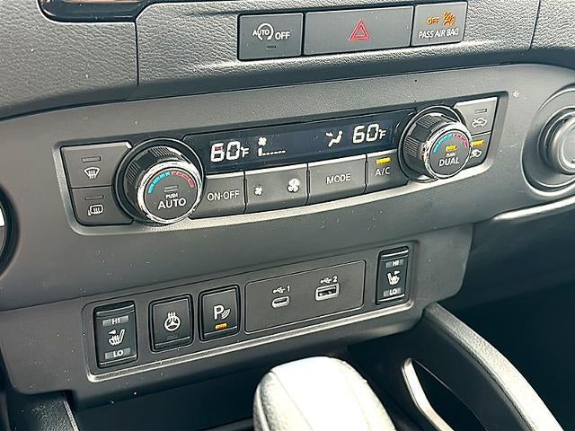 2024 Nissan Frontier Crew Cab 4x4 SL