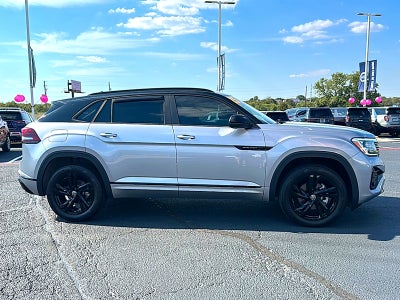 2025 Volkswagen Atlas Cross Sport 2.0T SEL R-Line Black