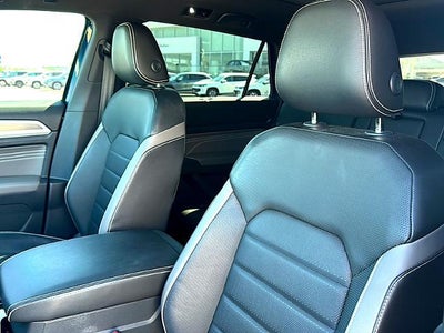2023 Volkswagen Atlas Cross Sport 3.6L V6 SEL Premium R-Line 4MOTION