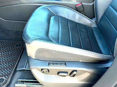 2023 Volkswagen Atlas Cross Sport 3.6L V6 SEL Premium R-Line 4MOTION