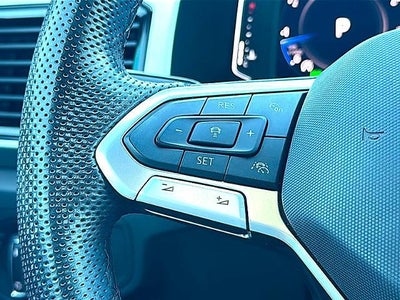 2023 Volkswagen Atlas Cross Sport 3.6L V6 SEL Premium R-Line 4MOTION
