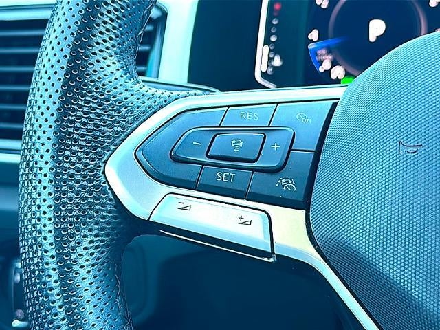2023 Volkswagen Atlas Cross Sport 3.6L V6 SEL Premium R-Line 4MOTION