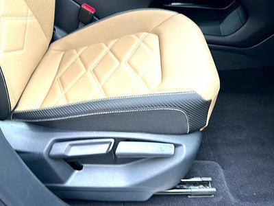2026 Volkswagen Atlas Cross Sport 2.0T SE w/Technology FWD