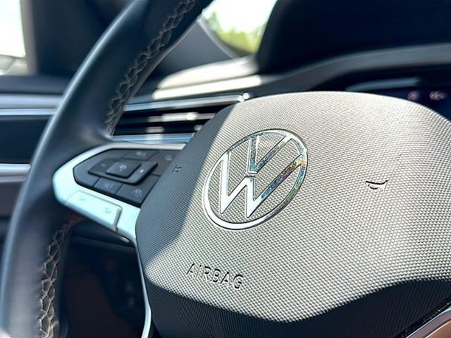 2024 Volkswagen Atlas Cross Sport 2.0T SE w/Technology FWD